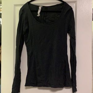 Lululemon long sleeve top